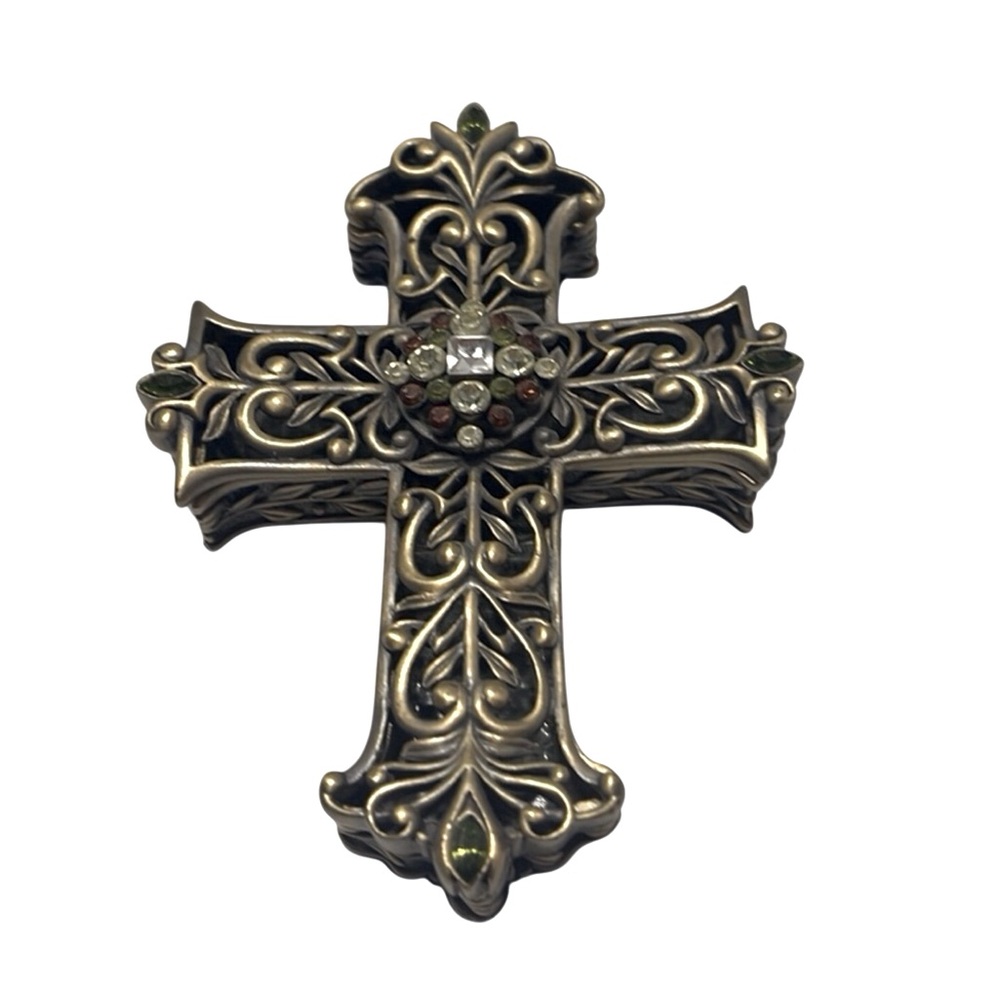 Cross Shaped Trinket Box with Magnetic Closure